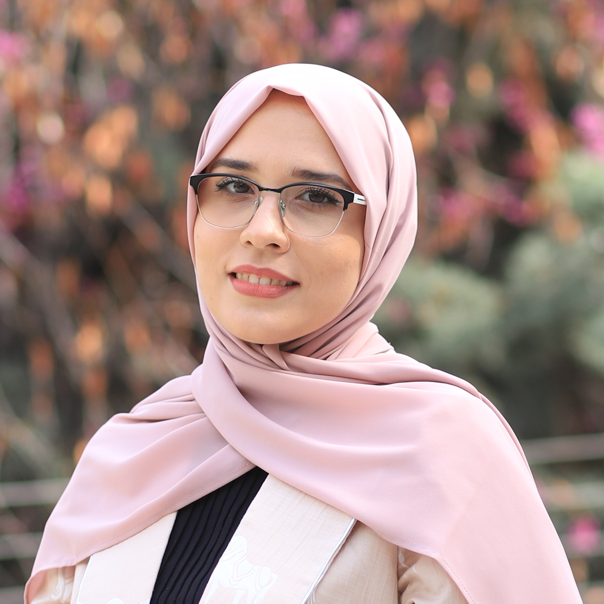 فاطمه اکبری